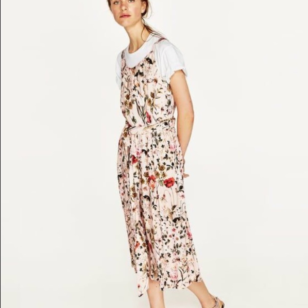NWT Zara Nude Pink Floral Print Flowy Jumpsuit - Picture 5 of 6